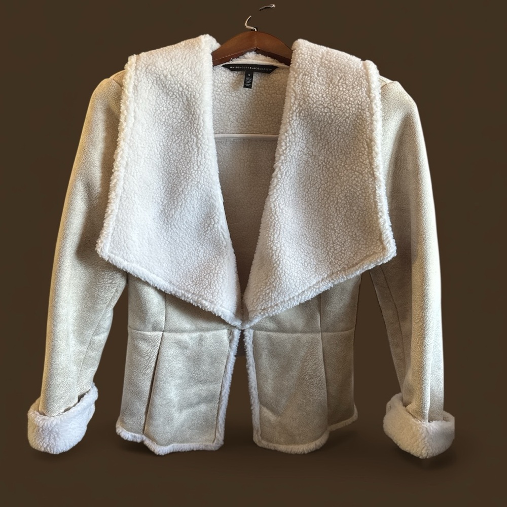 White House Black Market Women's Size Small Cream Faux Shearling Jacket NWOT
